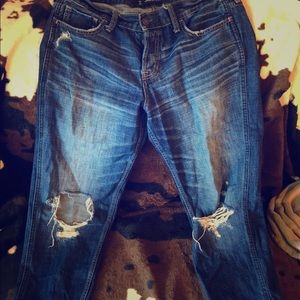 ⭐️today only⭐️Hollister cropped boyfriend jeans